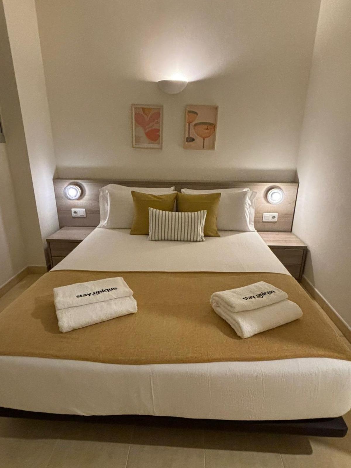 Stay U-Nique Apartments Pau Claris บาร์เซโลนา ภายนอก รูปภาพ