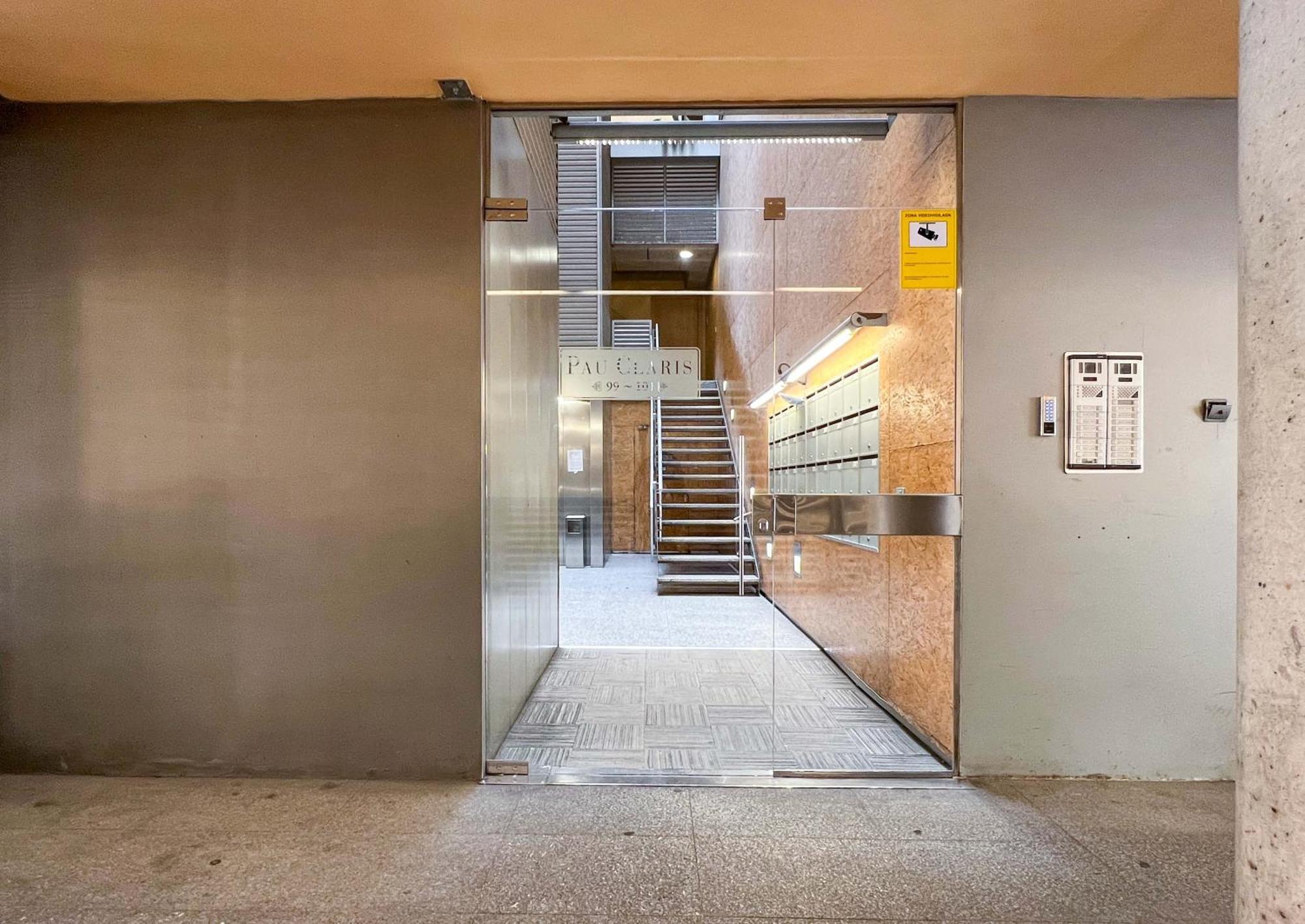 Stay U-Nique Apartments Pau Claris บาร์เซโลนา ภายนอก รูปภาพ